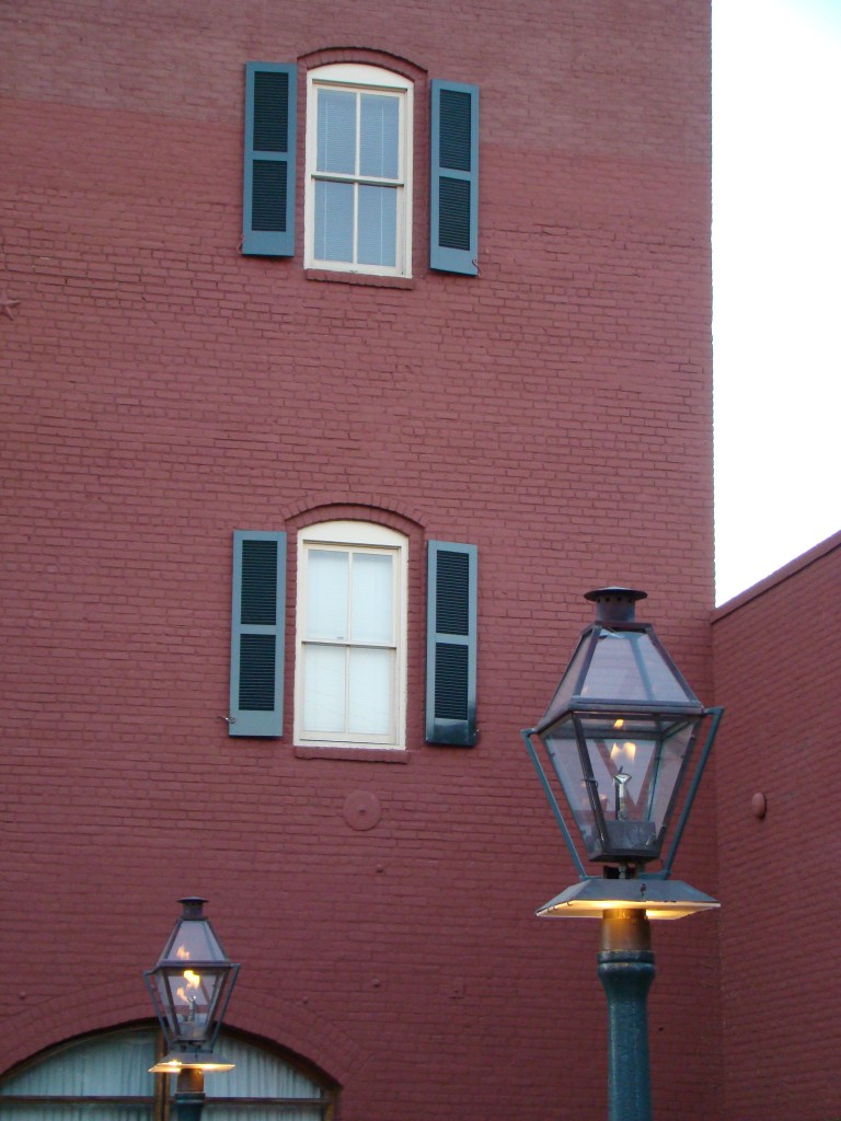 callon and highway sign 015